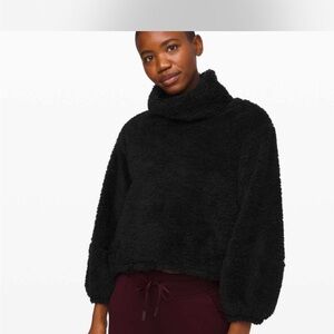 Lululemon warmth restore pullover Sherpa